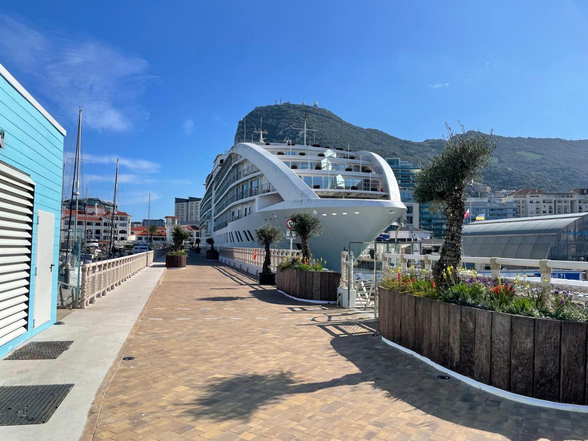 Deluxe Marina View Seafront Gibraltar Stay Exteriör bild