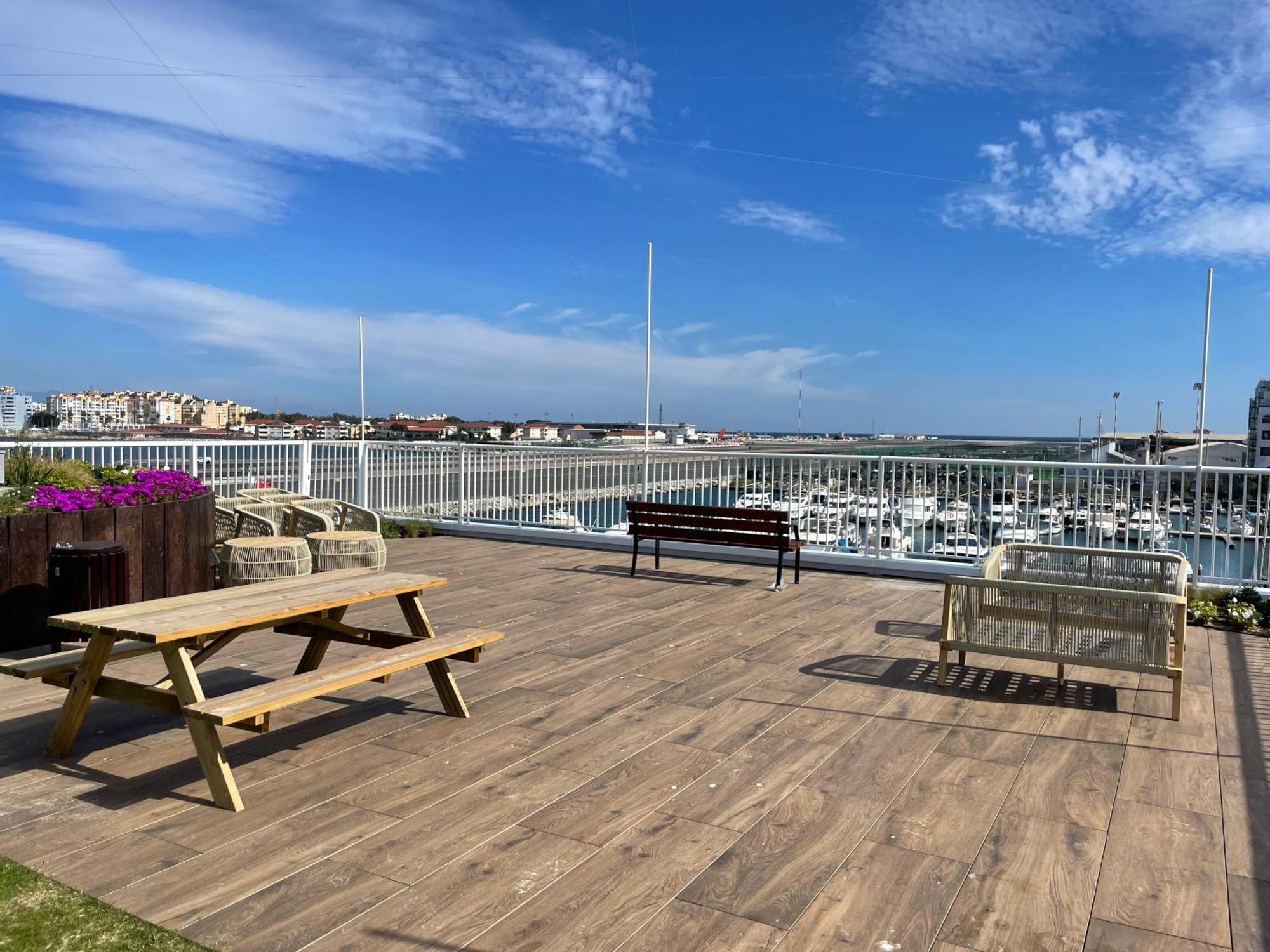 Deluxe Marina View Seafront Gibraltar Stay Exteriör bild