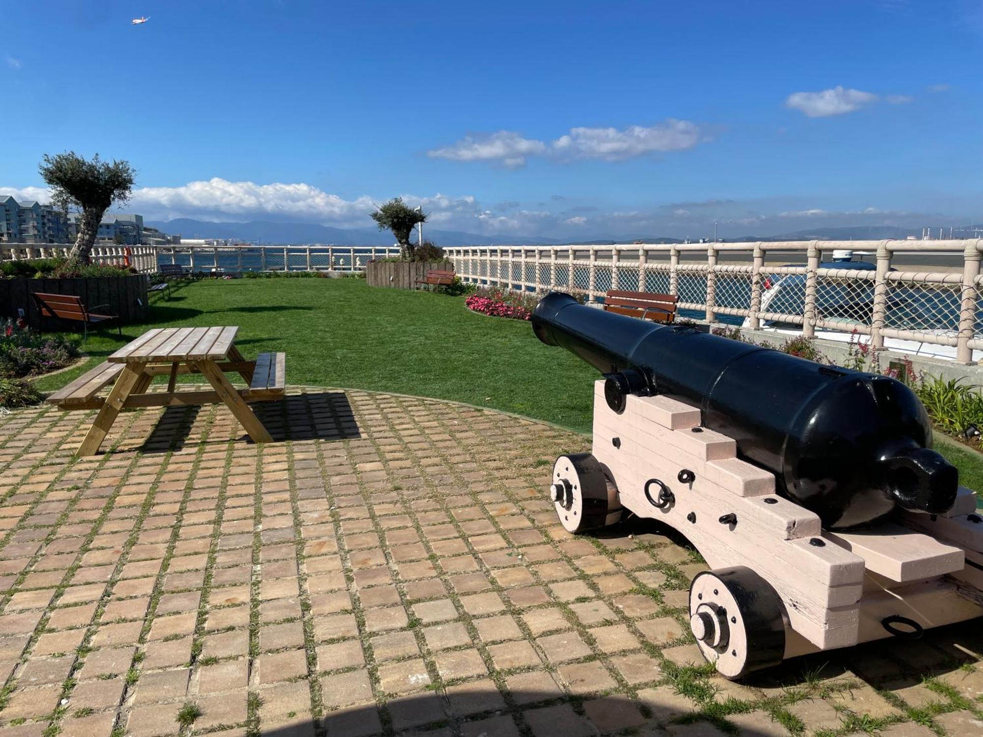 Deluxe Marina View Seafront Gibraltar Stay Exteriör bild