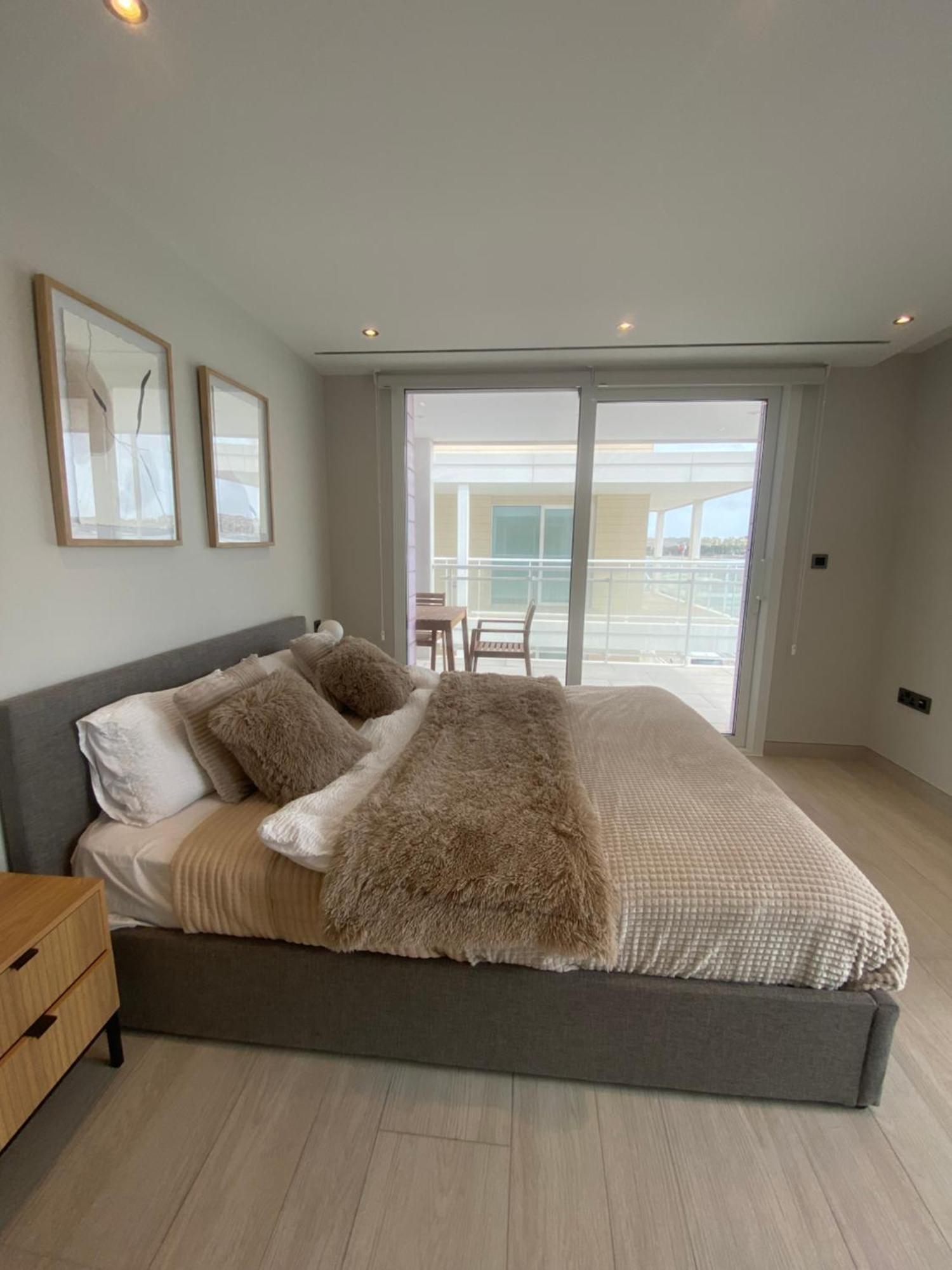 Deluxe Marina View Seafront Gibraltar Stay Exteriör bild