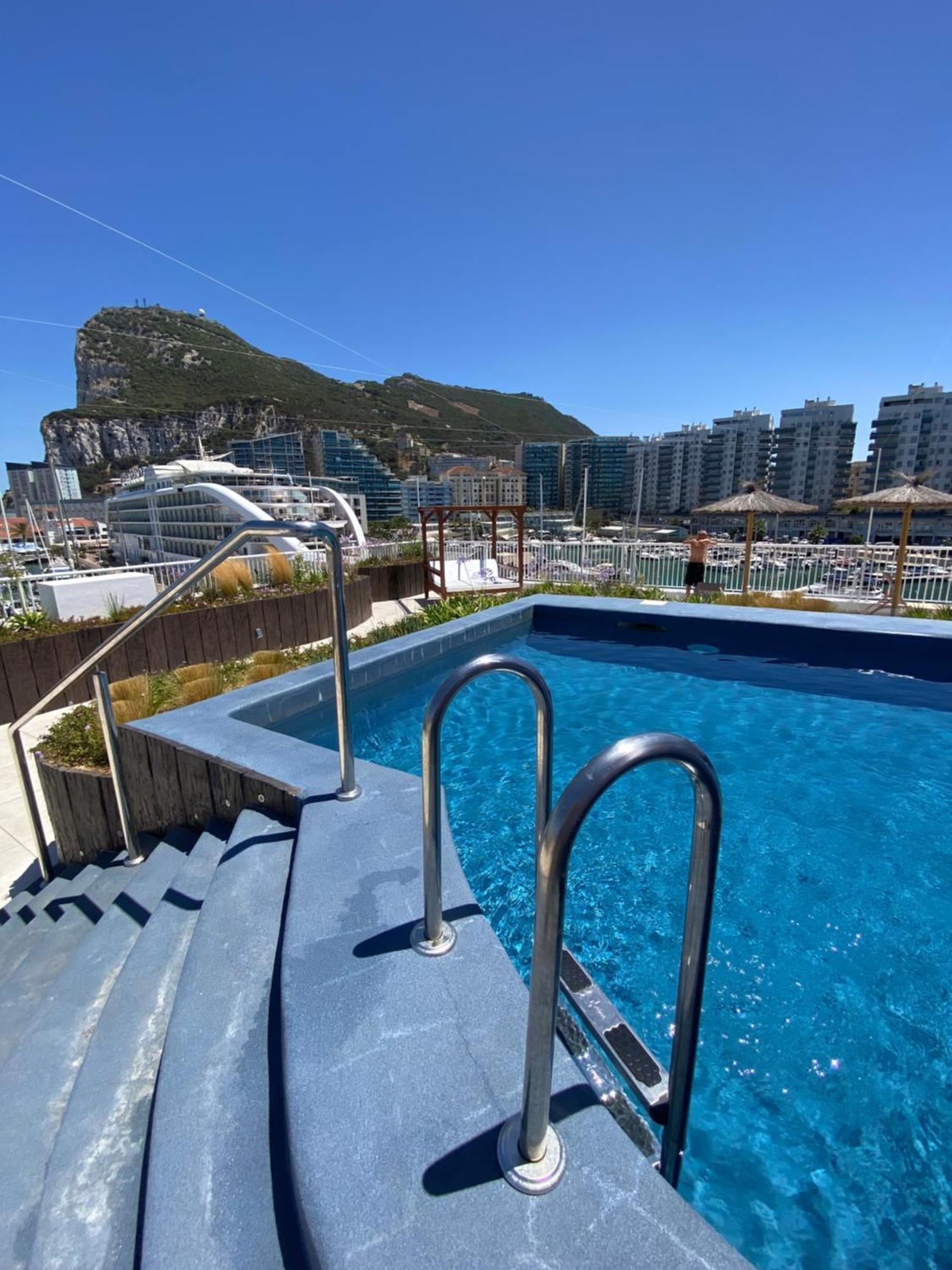 Deluxe Marina View Seafront Gibraltar Stay Exteriör bild