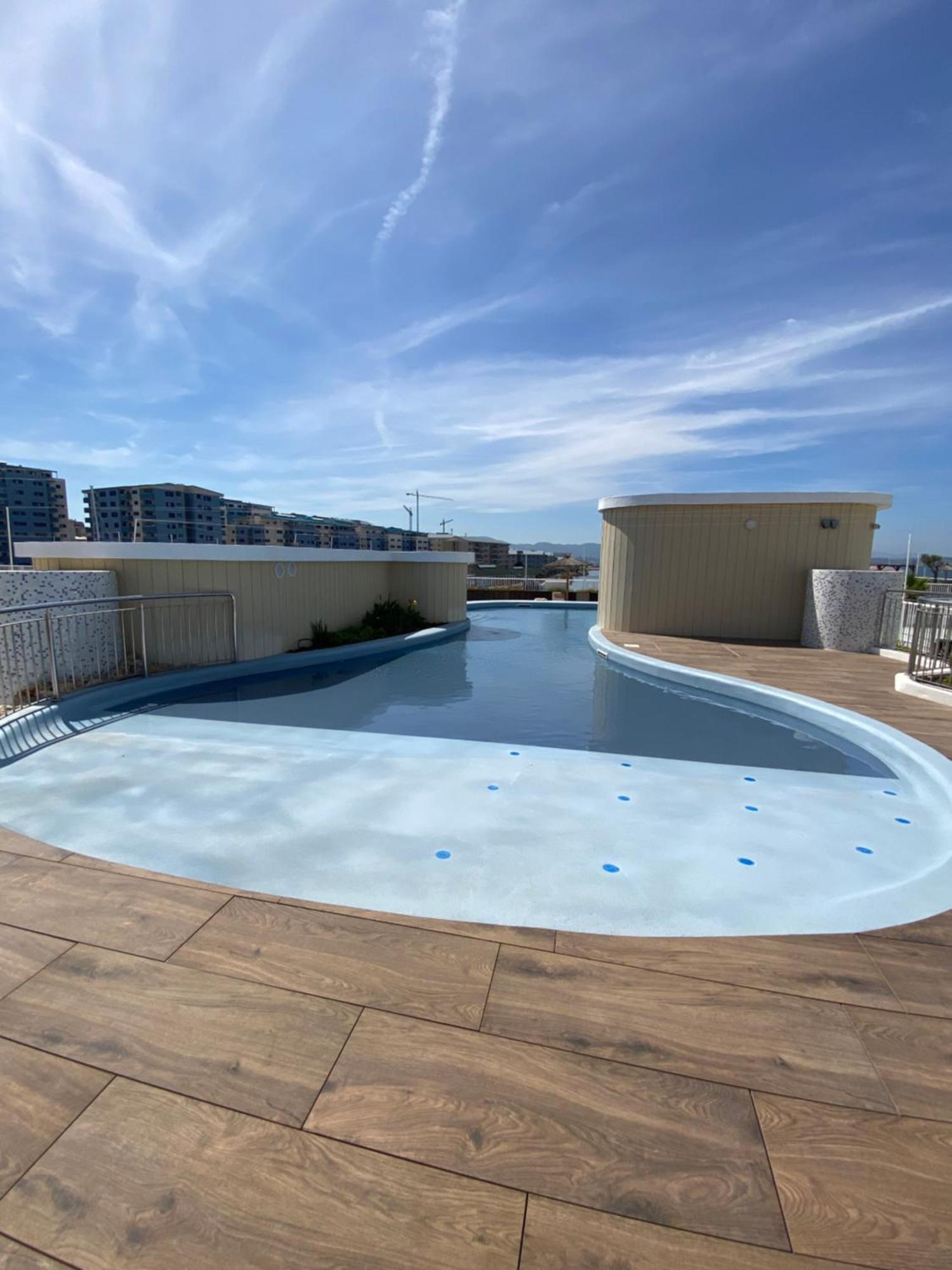 Deluxe Marina View Seafront Gibraltar Stay Exteriör bild